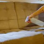 sofá sujo e encardido