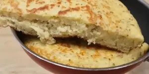 pão de batata doce na frigideira