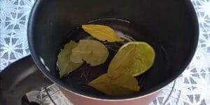 chá de limão e louro