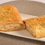 pão segura marido