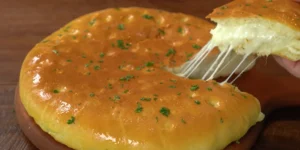 pão de batata recheado de queijo